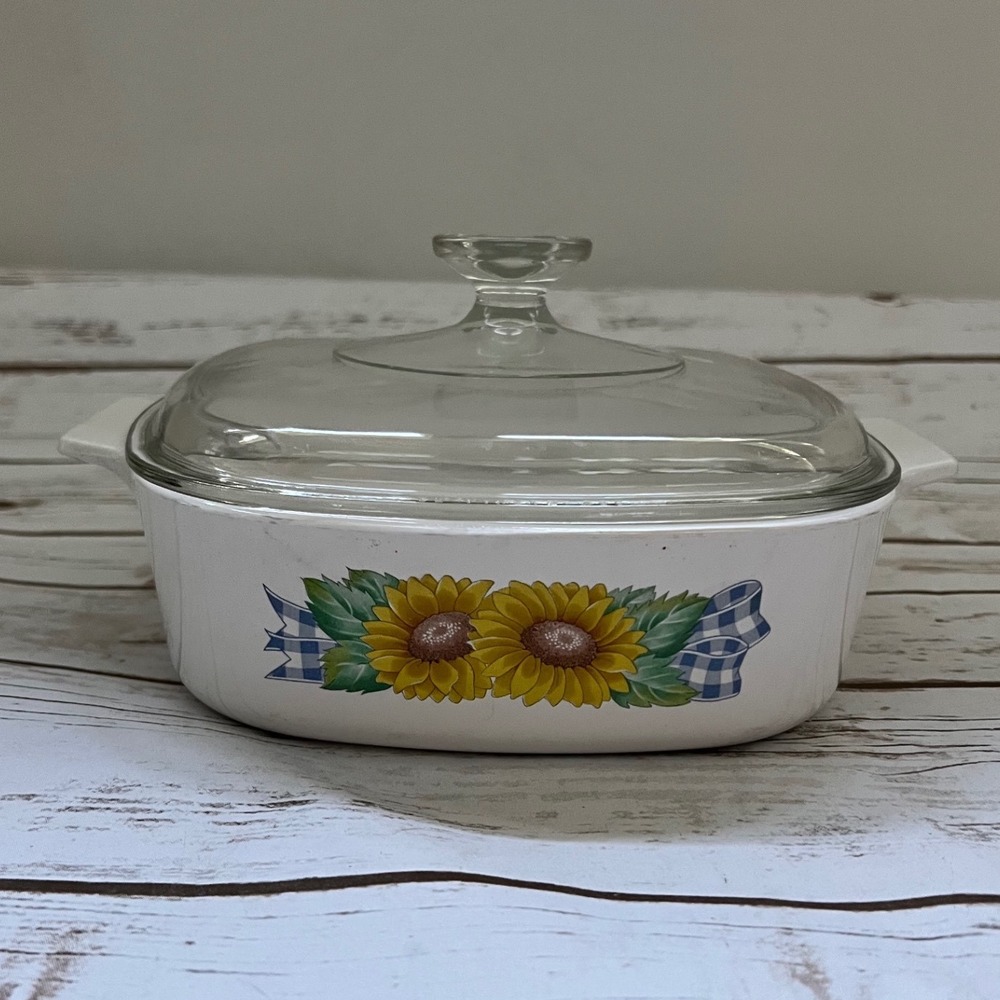 CorningWare Casserole Dish White Summer Sunshine Sunflower Blue Gingham 2L Lid